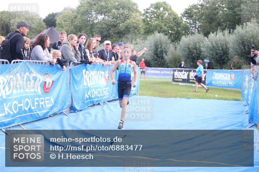 25.08.2024 - Elbe Triathlon Hamburg H.Heesch http://msf.ph/oto/6883477 25.08.2024 13:00:18 Ziel 1785 meine-sportfotos.de