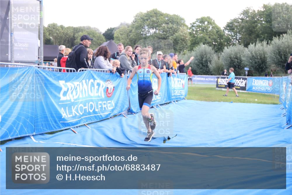 25.08.2024 - Elbe Triathlon Hamburg H.Heesch http://msf.ph/oto/6883487 25.08.2024 13:00:19 Ziel 1785 meine-sportfotos.de