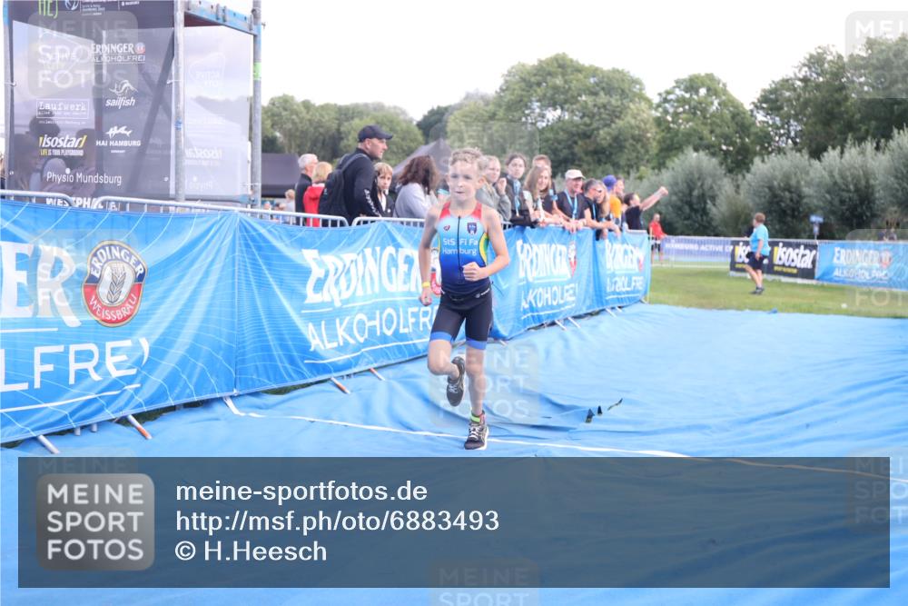 25.08.2024 - Elbe Triathlon Hamburg H.Heesch http://msf.ph/oto/6883493 25.08.2024 13:00:19 Ziel 1785 meine-sportfotos.de