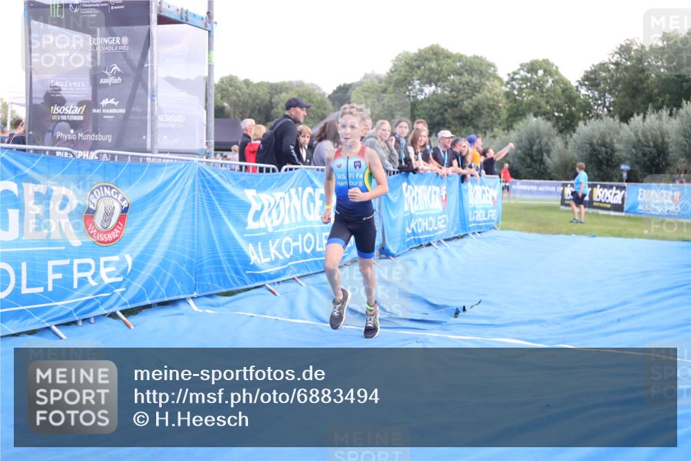 25.08.2024 - Elbe Triathlon Hamburg H.Heesch http://msf.ph/oto/6883494 25.08.2024 13:00:19 Ziel 1785 meine-sportfotos.de