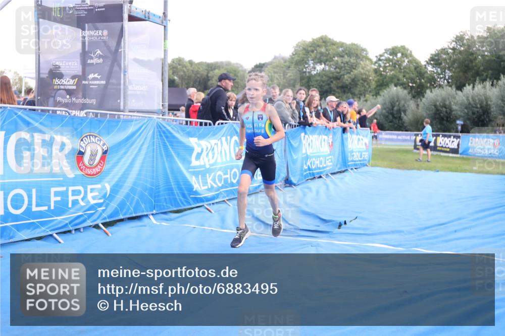 25.08.2024 - Elbe Triathlon Hamburg H.Heesch http://msf.ph/oto/6883495 25.08.2024 13:00:19 Ziel 1785 meine-sportfotos.de