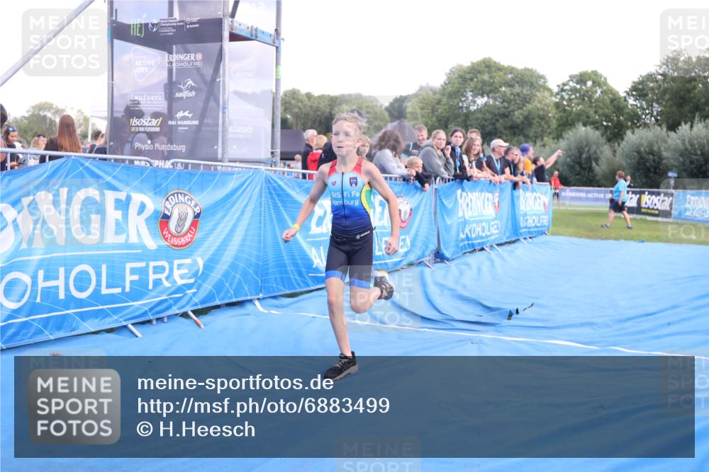 25.08.2024 - Elbe Triathlon Hamburg H.Heesch http://msf.ph/oto/6883499 25.08.2024 13:00:19 Ziel 1785 meine-sportfotos.de