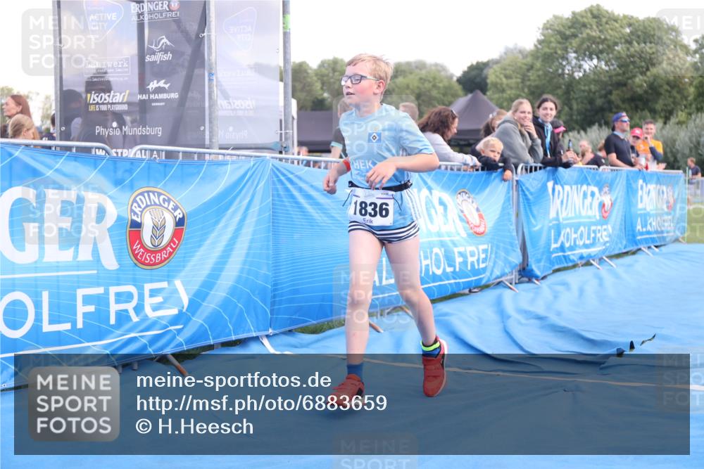 25.08.2024 - Elbe Triathlon Hamburg H.Heesch http://msf.ph/oto/6883659 25.08.2024 13:01:30 Ziel 1836 meine-sportfotos.de