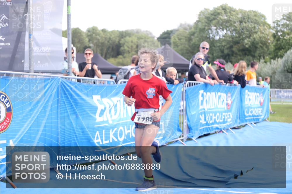 25.08.2024 - Elbe Triathlon Hamburg H.Heesch http://msf.ph/oto/6883689 25.08.2024 13:02:20 Ziel 1788 meine-sportfotos.de