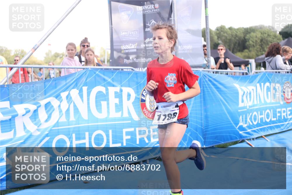 25.08.2024 - Elbe Triathlon Hamburg H.Heesch http://msf.ph/oto/6883702 25.08.2024 13:02:21 Ziel 1788 meine-sportfotos.de