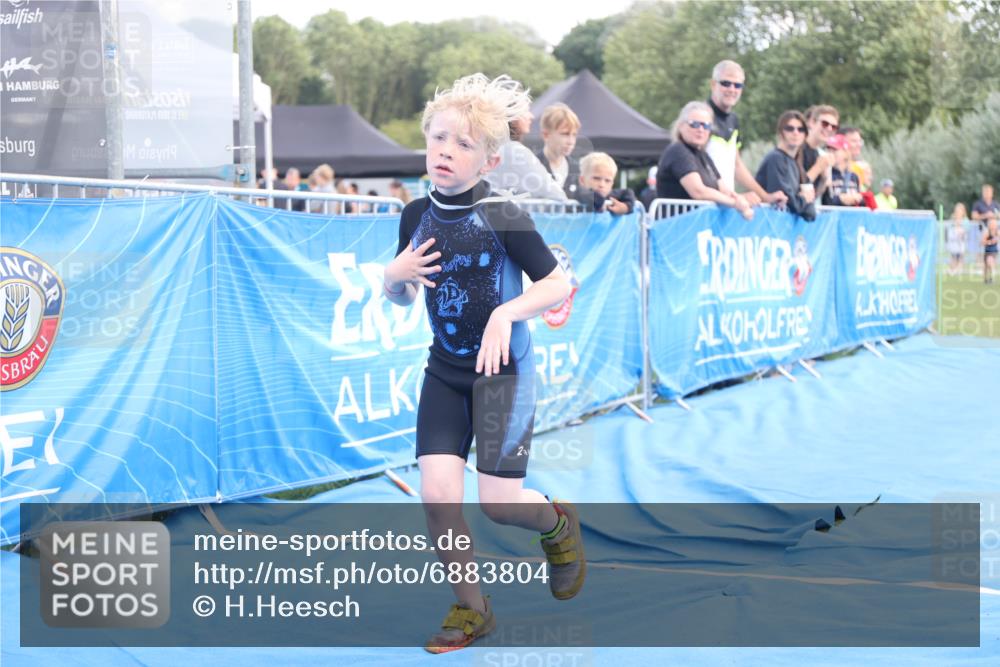 25.08.2024 - Elbe Triathlon Hamburg H.Heesch http://msf.ph/oto/6883804 25.08.2024 13:03:44 Ziel 1844, 1854 meine-sportfotos.de