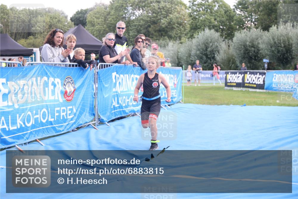 25.08.2024 - Elbe Triathlon Hamburg H.Heesch http://msf.ph/oto/6883815 25.08.2024 13:03:51 Ziel 1844 meine-sportfotos.de