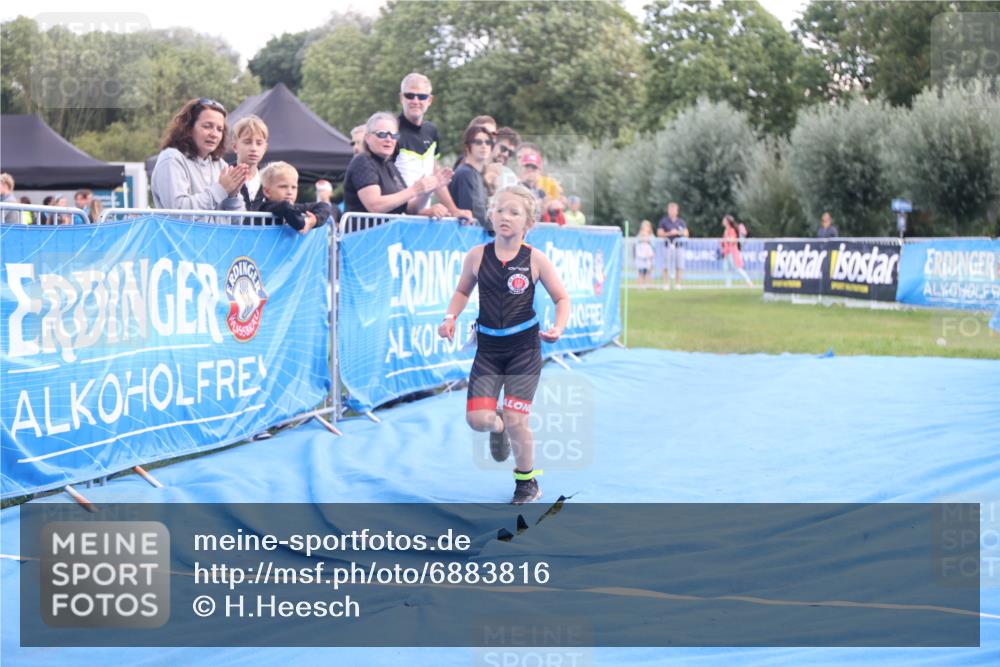 25.08.2024 - Elbe Triathlon Hamburg H.Heesch http://msf.ph/oto/6883816 25.08.2024 13:03:51 Ziel 1844 meine-sportfotos.de