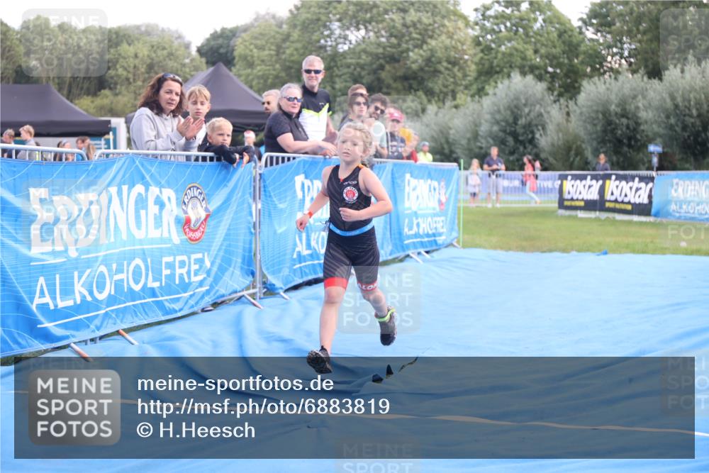 25.08.2024 - Elbe Triathlon Hamburg H.Heesch http://msf.ph/oto/6883819 25.08.2024 13:03:52 Ziel 1844 meine-sportfotos.de