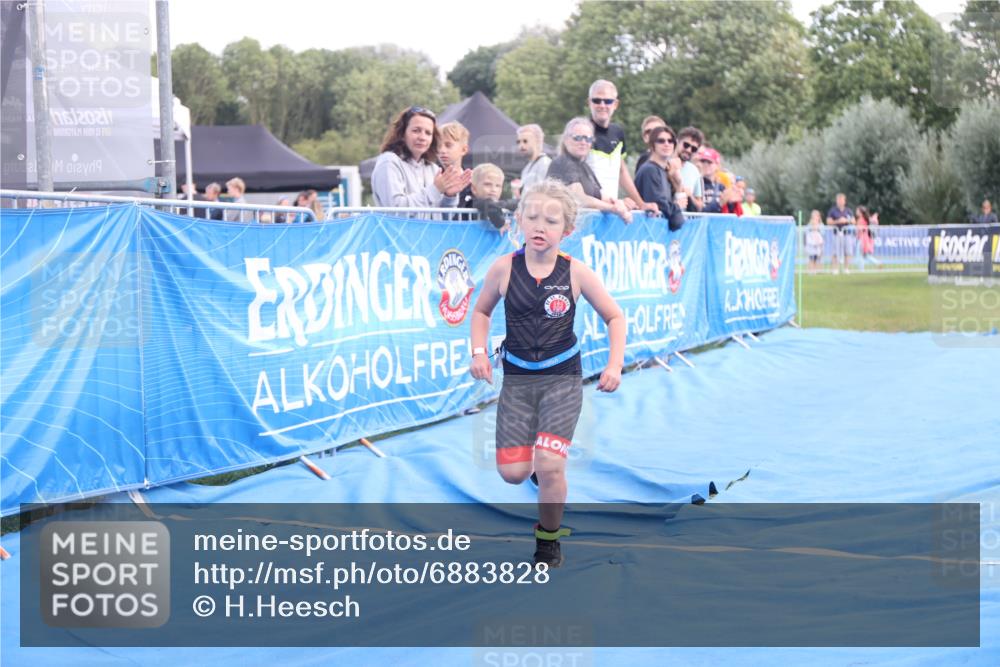 25.08.2024 - Elbe Triathlon Hamburg H.Heesch http://msf.ph/oto/6883828 25.08.2024 13:03:52 Ziel 1844 meine-sportfotos.de