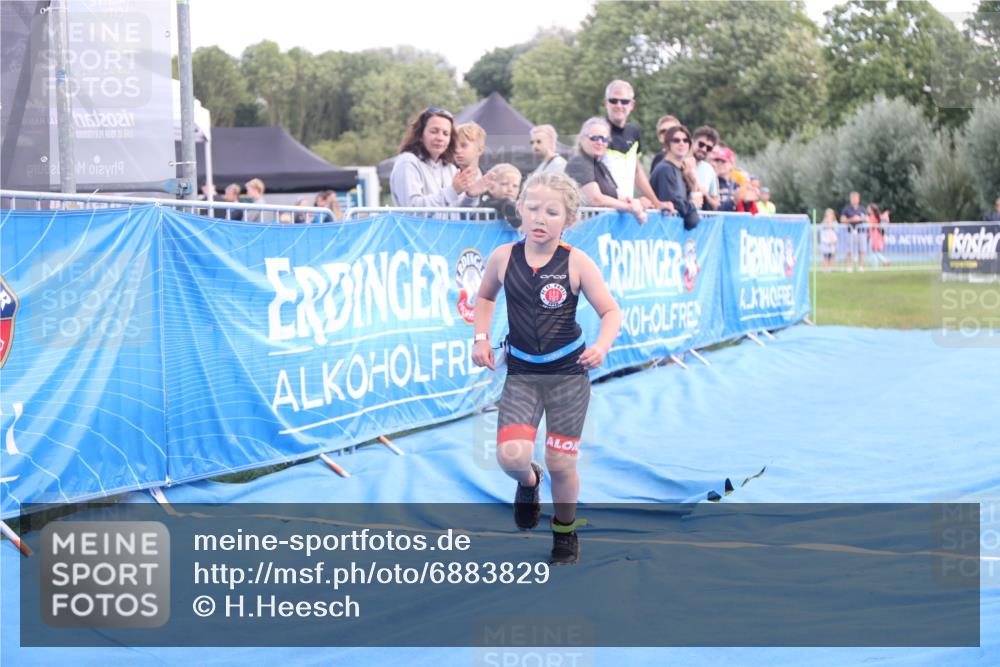 25.08.2024 - Elbe Triathlon Hamburg H.Heesch http://msf.ph/oto/6883829 25.08.2024 13:03:52 Ziel 1844 meine-sportfotos.de