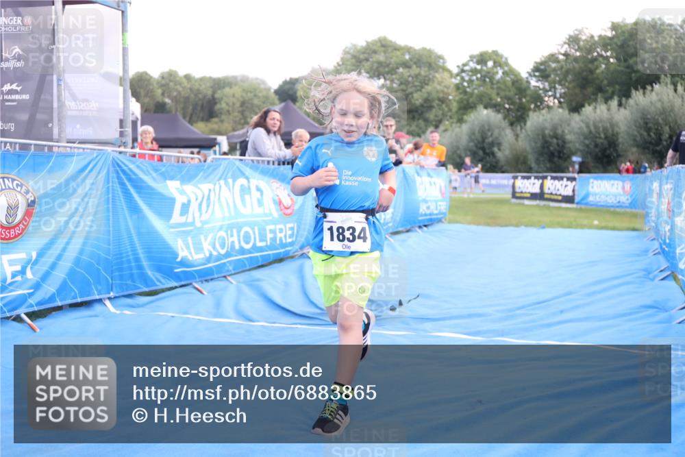 25.08.2024 - Elbe Triathlon Hamburg H.Heesch http://msf.ph/oto/6883865 25.08.2024 13:04:27 Ziel 1834 meine-sportfotos.de