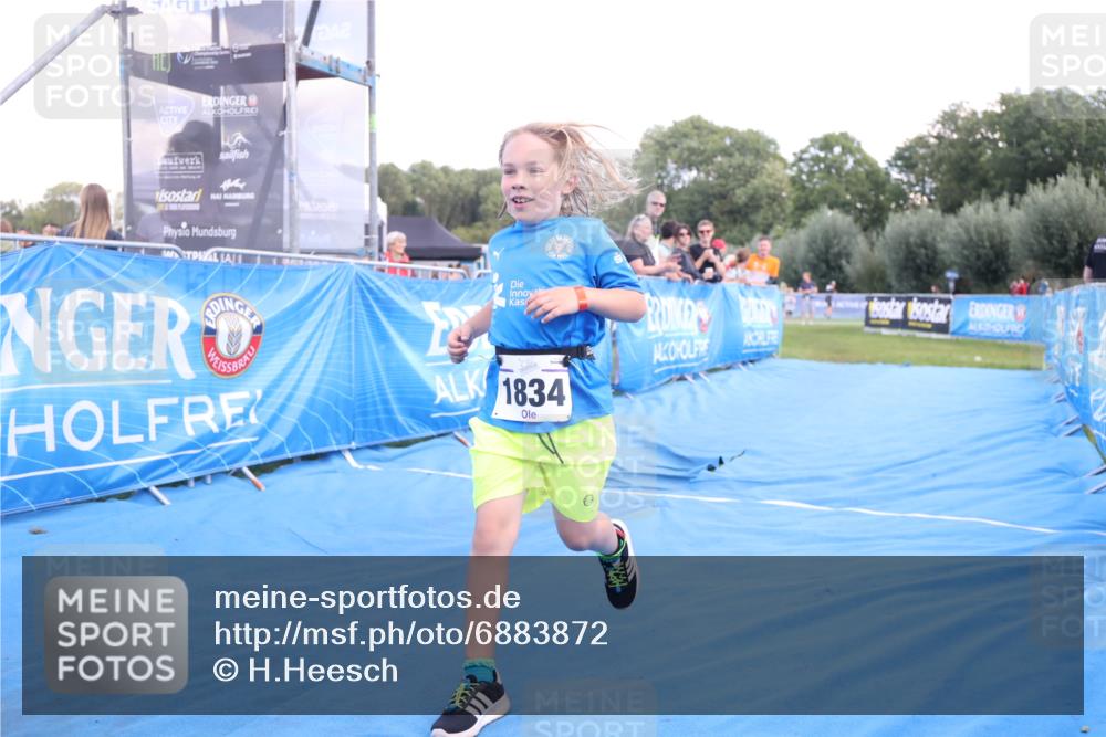 25.08.2024 - Elbe Triathlon Hamburg H.Heesch http://msf.ph/oto/6883872 25.08.2024 13:04:27 Ziel 1834 meine-sportfotos.de