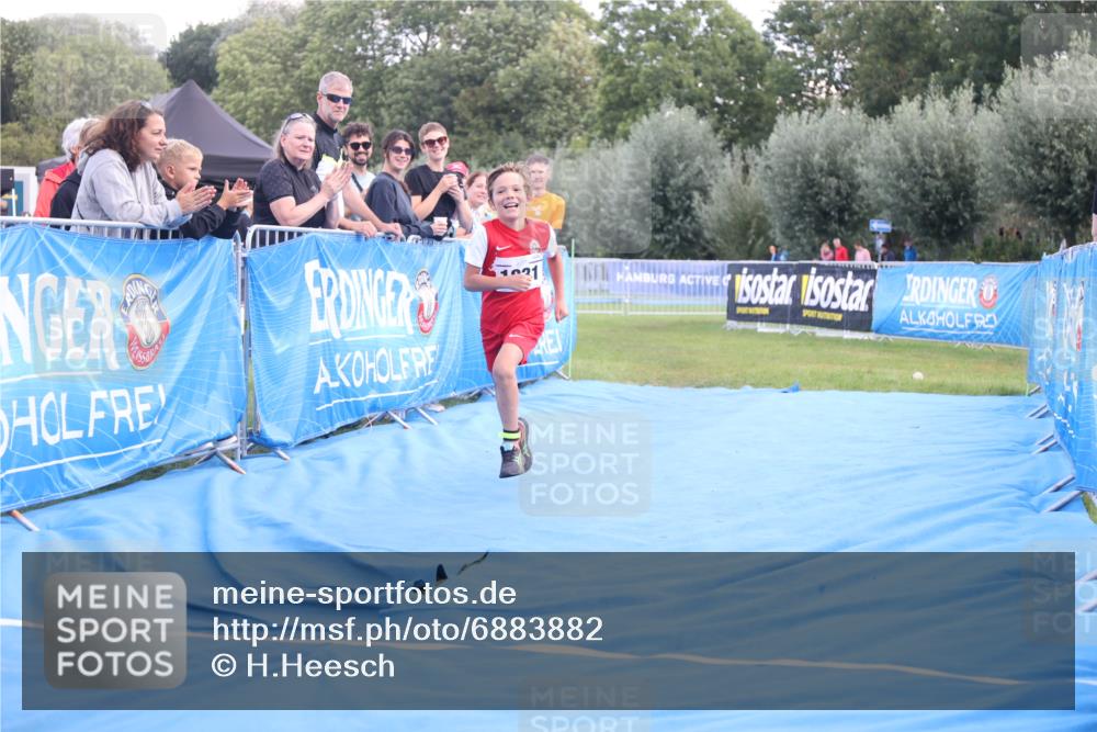 25.08.2024 - Elbe Triathlon Hamburg H.Heesch http://msf.ph/oto/6883882 25.08.2024 13:04:43 Ziel 1831 meine-sportfotos.de