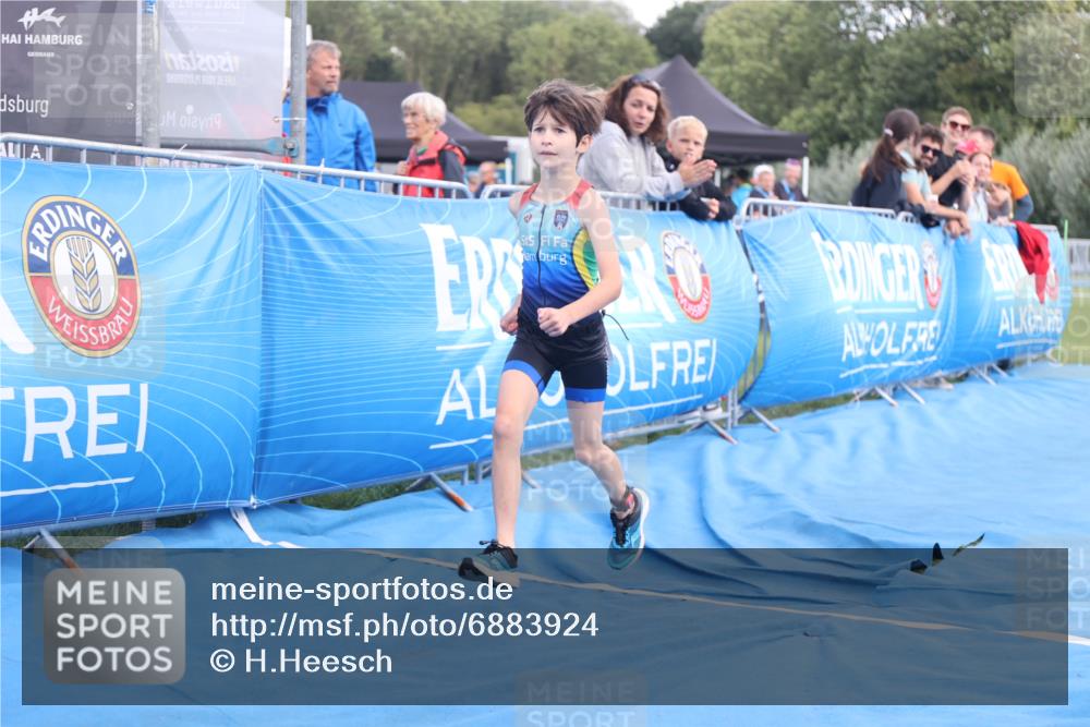 25.08.2024 - Elbe Triathlon Hamburg H.Heesch http://msf.ph/oto/6883924 25.08.2024 13:05:12 Ziel 1841 meine-sportfotos.de