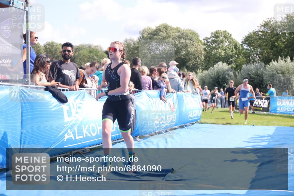 25.08.2024 - Elbe Triathlon Hamburg H.Heesch http://msf.ph/oto/6884090 25.08.2024 11:27:33 Ziel 314, 553, 561, 625, 657, 702 meine-sportfotos.de