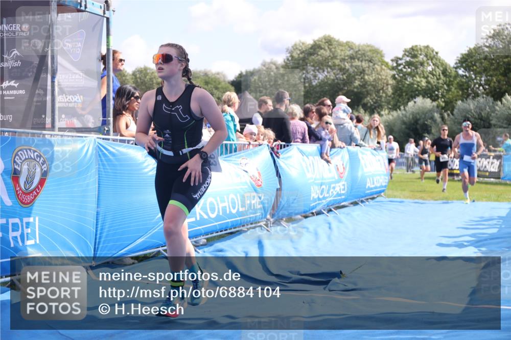 25.08.2024 - Elbe Triathlon Hamburg H.Heesch http://msf.ph/oto/6884104 25.08.2024 11:27:33 Ziel 314, 553, 561, 625, 657, 702 meine-sportfotos.de