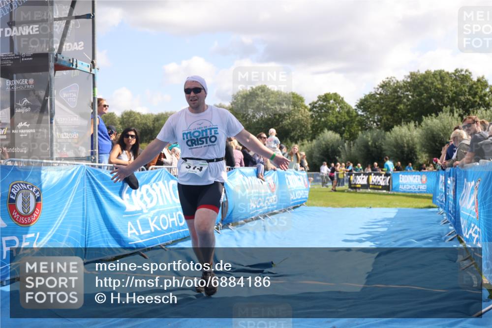 25.08.2024 - Elbe Triathlon Hamburg H.Heesch http://msf.ph/oto/6884186 25.08.2024 11:27:40 Ziel 314, 553, 657, 702 meine-sportfotos.de