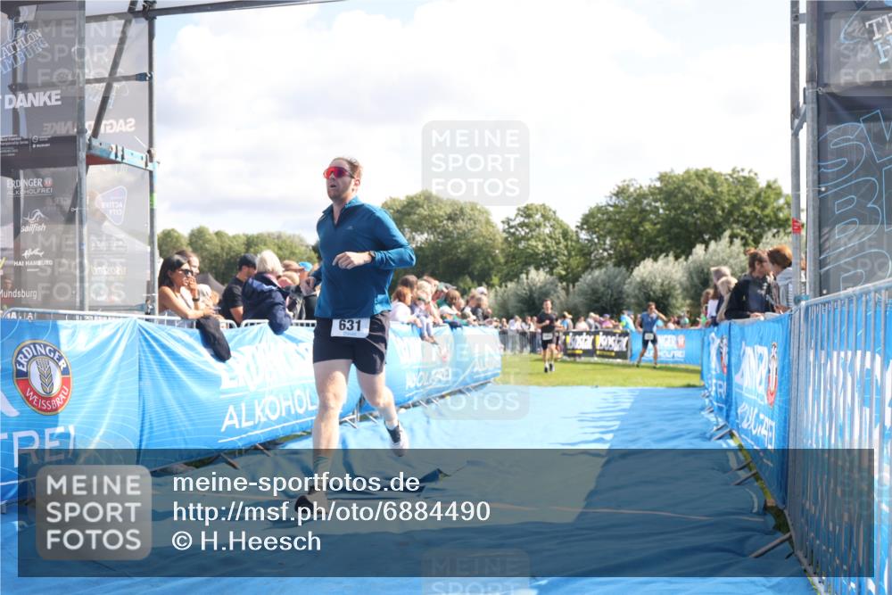25.08.2024 - Elbe Triathlon Hamburg H.Heesch http://msf.ph/oto/6884490 25.08.2024 11:21:54 Ziel 441, 631, 652, 1850 meine-sportfotos.de
