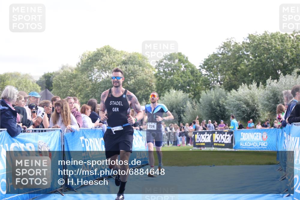 25.08.2024 - Elbe Triathlon Hamburg H.Heesch http://msf.ph/oto/6884648 25.08.2024 11:22:23 Ziel 322, 699, 720, 724, 767 meine-sportfotos.de
