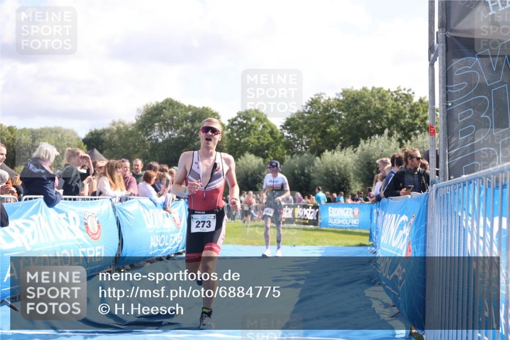 25.08.2024 - Elbe Triathlon Hamburg H.Heesch http://msf.ph/oto/6884775 25.08.2024 11:22:44 Ziel 273, 383 meine-sportfotos.de