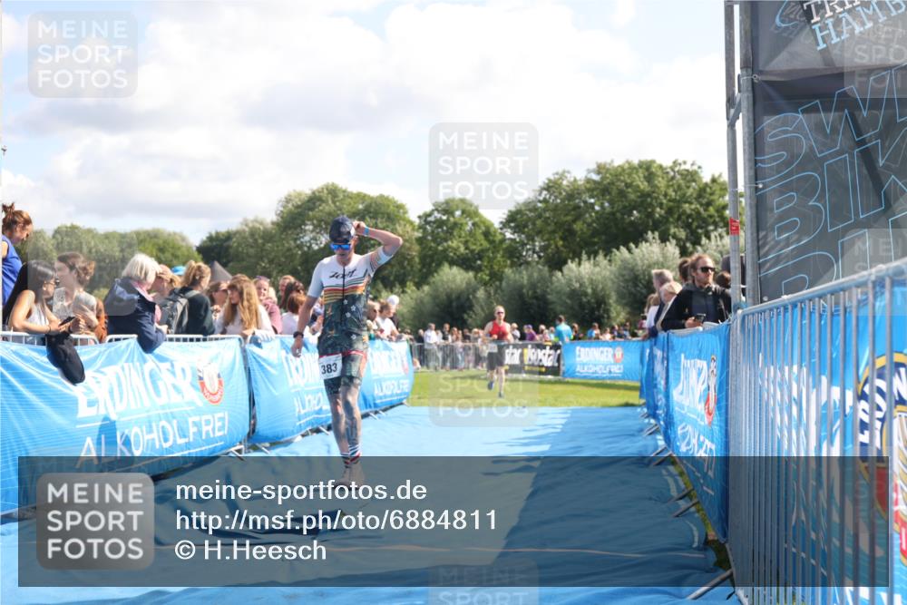 25.08.2024 - Elbe Triathlon Hamburg H.Heesch http://msf.ph/oto/6884811 25.08.2024 11:22:48 Ziel 273, 383, 617 meine-sportfotos.de