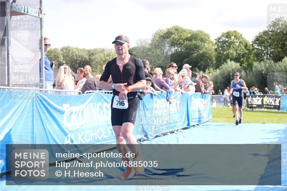 25.08.2024 - Elbe Triathlon Hamburg H.Heesch http://msf.ph/oto/6885035 25.08.2024 11:30:51 Ziel 719, 753, 758, 796 meine-sportfotos.de