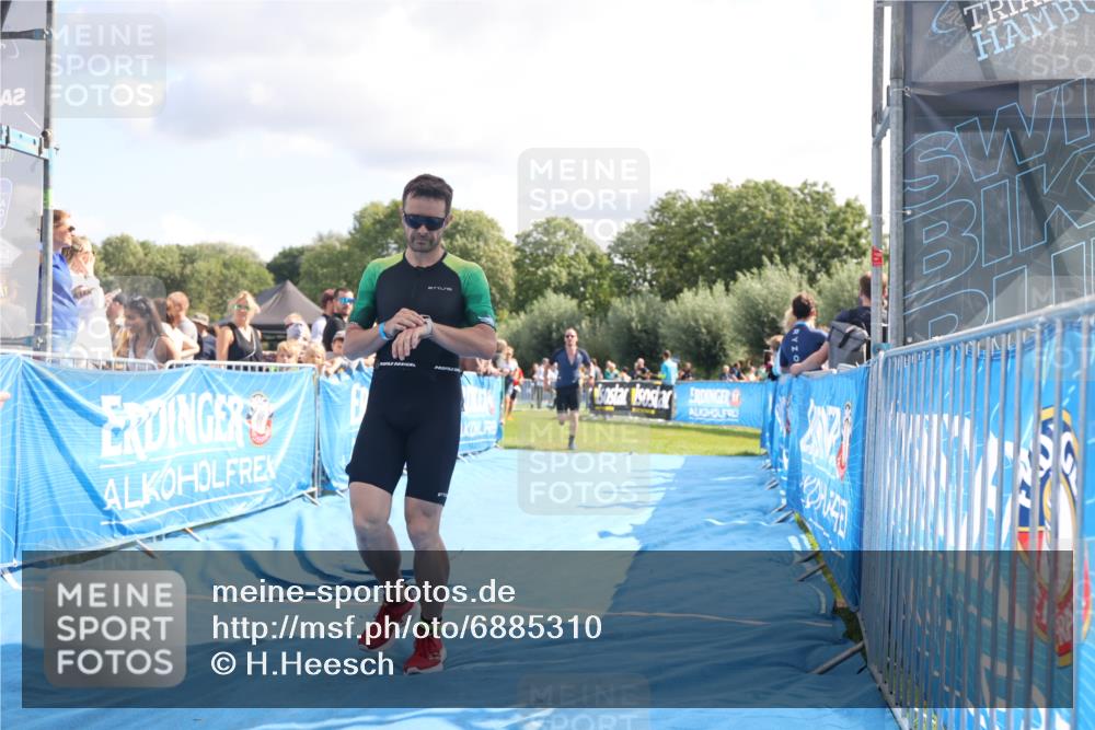 25.08.2024 - Elbe Triathlon Hamburg H.Heesch http://msf.ph/oto/6885310 25.08.2024 11:31:25 Ziel 356, 366, 587, 643, 761 meine-sportfotos.de