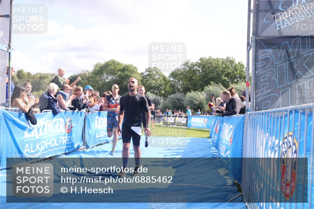 25.08.2024 - Elbe Triathlon Hamburg H.Heesch http://msf.ph/oto/6885462 25.08.2024 11:24:32 Ziel 255, 269, 327, 438, 534, 697 meine-sportfotos.de
