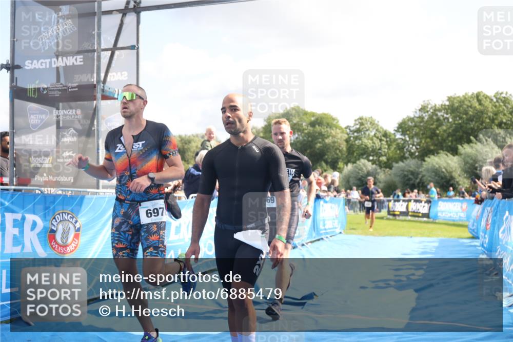 25.08.2024 - Elbe Triathlon Hamburg H.Heesch http://msf.ph/oto/6885479 25.08.2024 11:24:33 Ziel 255, 269, 327, 438, 534, 697 meine-sportfotos.de