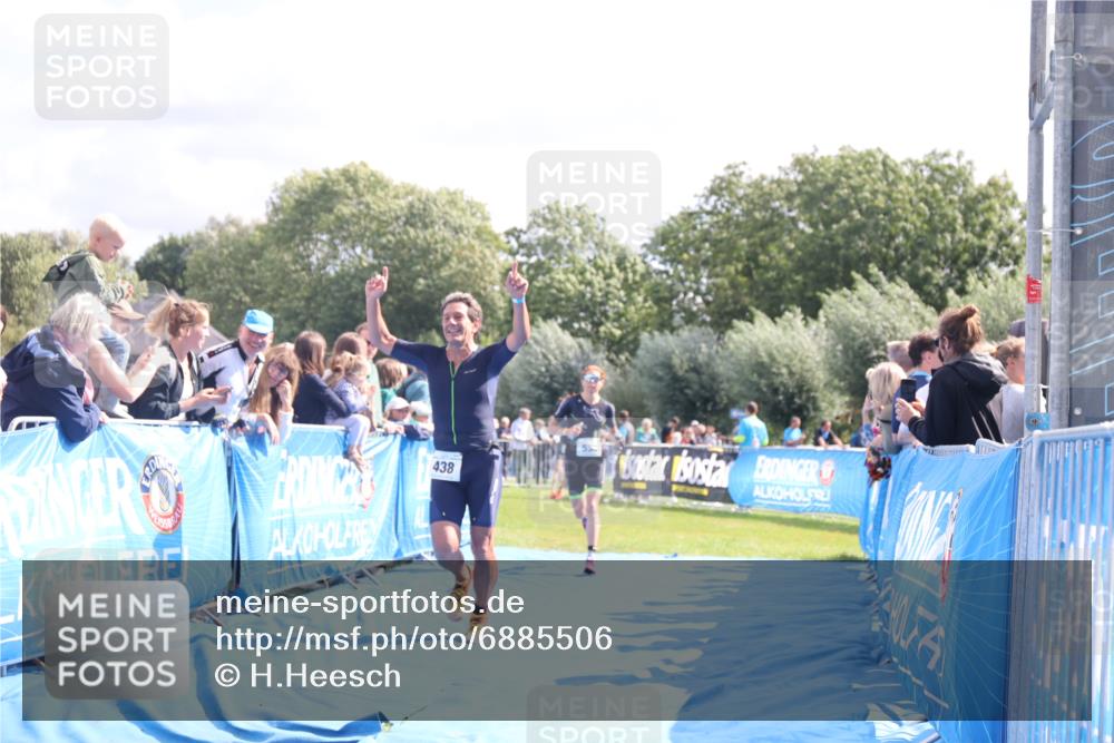 25.08.2024 - Elbe Triathlon Hamburg H.Heesch http://msf.ph/oto/6885506 25.08.2024 11:24:35 Ziel 255, 269, 327, 431, 438, 534, 697 meine-sportfotos.de