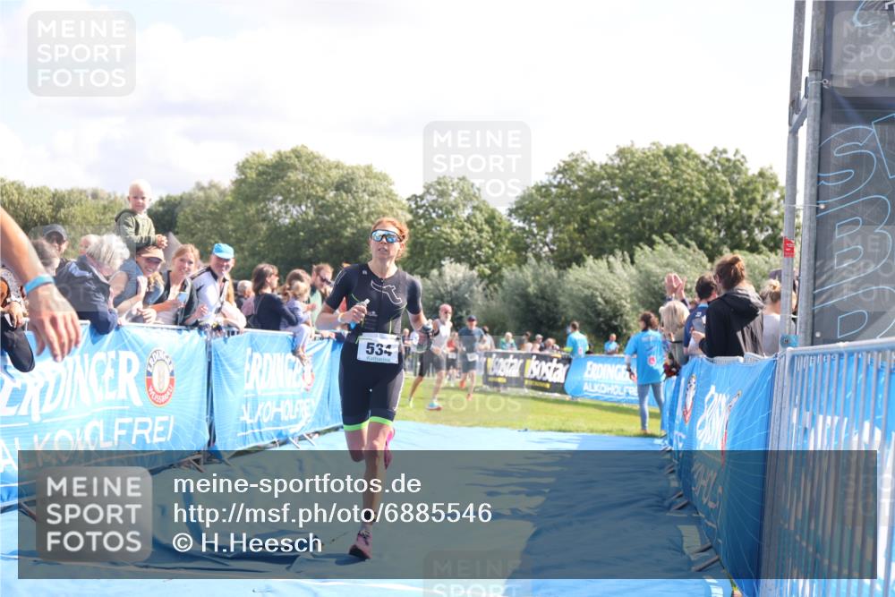 25.08.2024 - Elbe Triathlon Hamburg H.Heesch http://msf.ph/oto/6885546 25.08.2024 11:24:37 Ziel 269, 327, 431, 438, 534, 697 meine-sportfotos.de