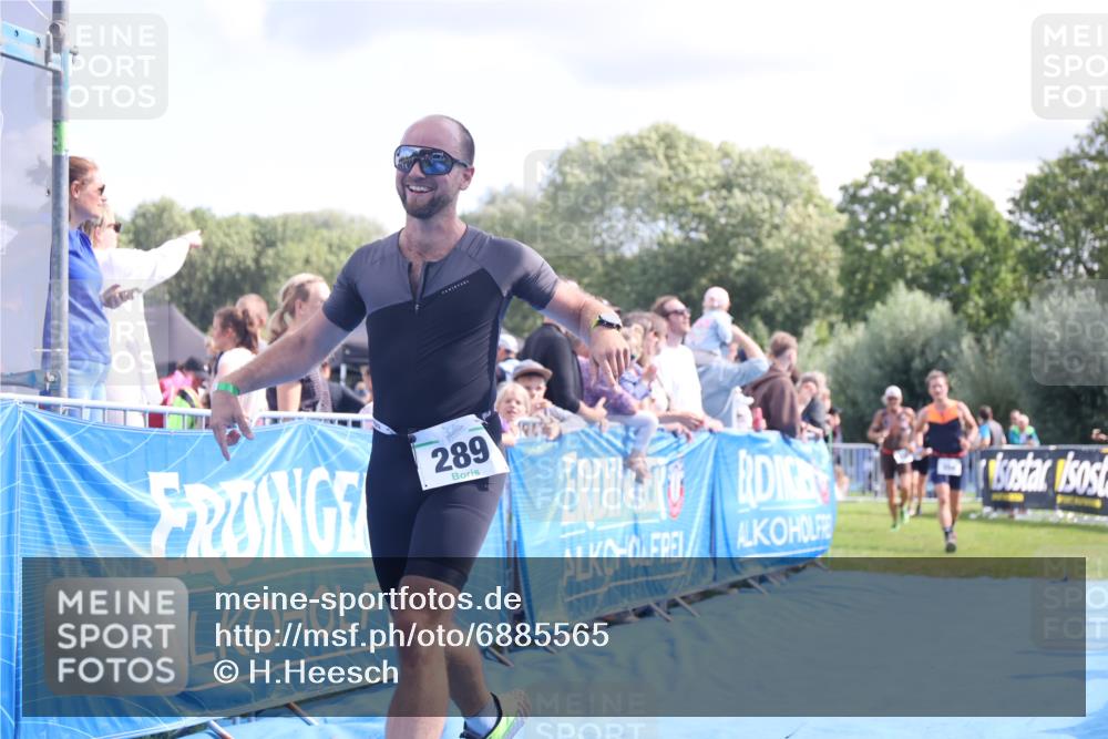 25.08.2024 - Elbe Triathlon Hamburg H.Heesch http://msf.ph/oto/6885565 25.08.2024 11:31:48 Ziel 289, 350, 418, 784 meine-sportfotos.de