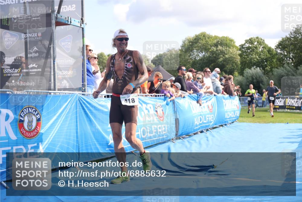 25.08.2024 - Elbe Triathlon Hamburg H.Heesch http://msf.ph/oto/6885632 25.08.2024 11:31:56 Ziel 350, 418, 698, 733 meine-sportfotos.de