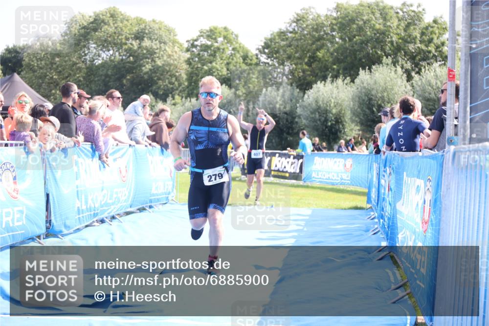 25.08.2024 - Elbe Triathlon Hamburg H.Heesch http://msf.ph/oto/6885900 25.08.2024 11:32:49 Ziel 279, 370, 407 meine-sportfotos.de