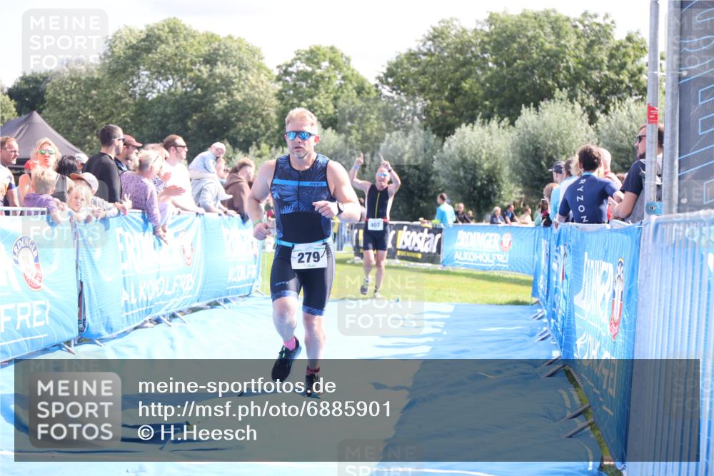 25.08.2024 - Elbe Triathlon Hamburg H.Heesch http://msf.ph/oto/6885901 25.08.2024 11:32:49 Ziel 279, 370, 407 meine-sportfotos.de