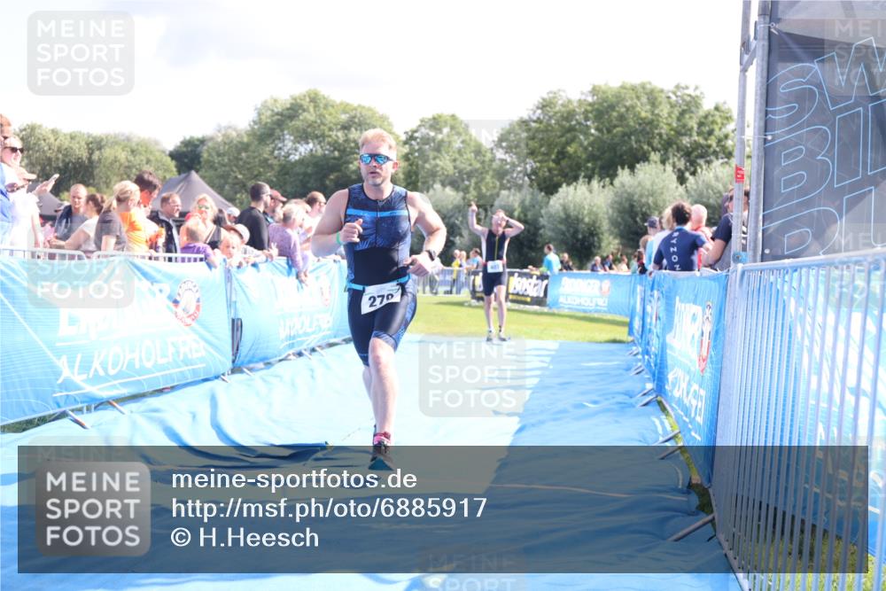25.08.2024 - Elbe Triathlon Hamburg H.Heesch http://msf.ph/oto/6885917 25.08.2024 11:32:50 Ziel 279, 407 meine-sportfotos.de
