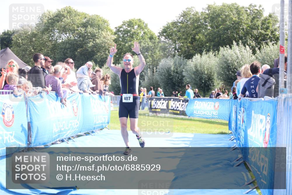 25.08.2024 - Elbe Triathlon Hamburg H.Heesch http://msf.ph/oto/6885929 25.08.2024 11:32:52 Ziel 279, 407 meine-sportfotos.de