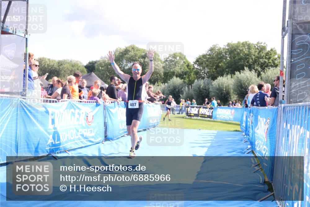 25.08.2024 - Elbe Triathlon Hamburg H.Heesch http://msf.ph/oto/6885966 25.08.2024 11:32:53 Ziel 256, 279, 407 meine-sportfotos.de
