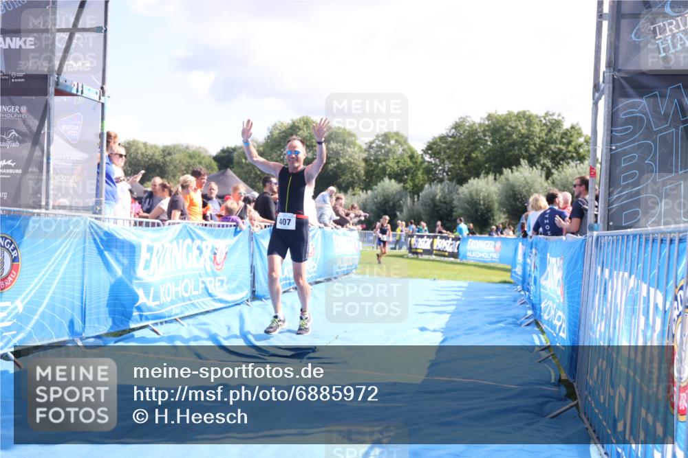 25.08.2024 - Elbe Triathlon Hamburg H.Heesch http://msf.ph/oto/6885972 25.08.2024 11:32:53 Ziel 256, 279, 407 meine-sportfotos.de
