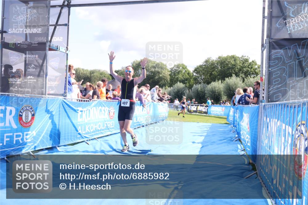 25.08.2024 - Elbe Triathlon Hamburg H.Heesch http://msf.ph/oto/6885982 25.08.2024 11:32:53 Ziel 256, 279, 407 meine-sportfotos.de