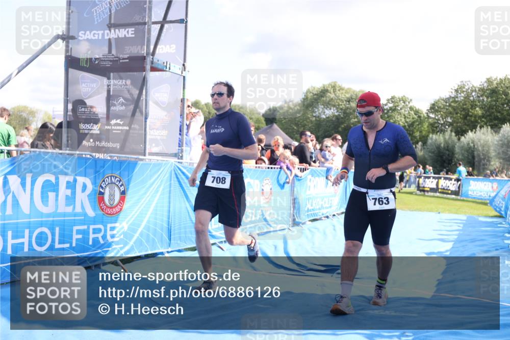 25.08.2024 - Elbe Triathlon Hamburg H.Heesch http://msf.ph/oto/6886126 25.08.2024 11:33:12 Ziel 574, 708, 729, 737, 763 meine-sportfotos.de
