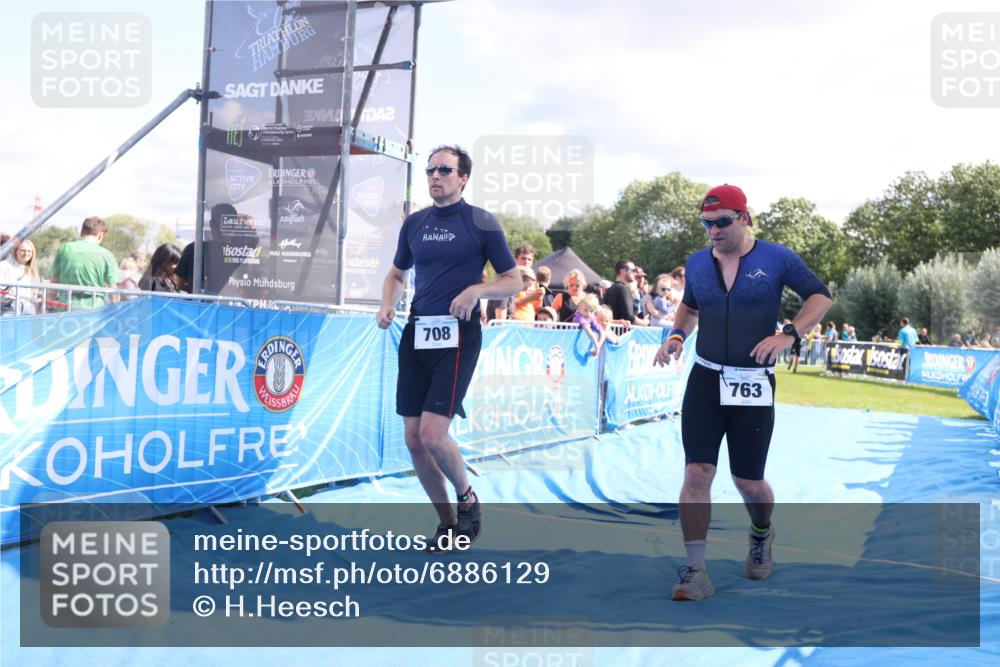 25.08.2024 - Elbe Triathlon Hamburg H.Heesch http://msf.ph/oto/6886129 25.08.2024 11:33:12 Ziel 574, 708, 729, 737, 763 meine-sportfotos.de