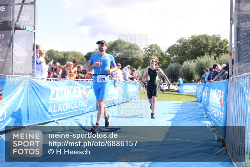 25.08.2024 - Elbe Triathlon Hamburg H.Heesch http://msf.ph/oto/6886157 25.08.2024 11:33:19 Ziel 141, 574, 708, 729, 763, 771, 783 meine-sportfotos.de