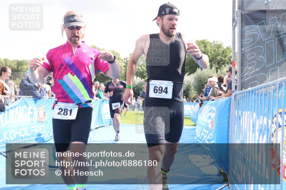 25.08.2024 - Elbe Triathlon Hamburg H.Heesch http://msf.ph/oto/6886180 25.08.2024 11:26:00 Ziel 175, 281, 409, 584, 596, 621, 694 meine-sportfotos.de