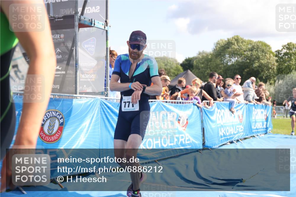 25.08.2024 - Elbe Triathlon Hamburg H.Heesch http://msf.ph/oto/6886212 25.08.2024 11:33:23 Ziel 141, 574, 729, 771, 783 meine-sportfotos.de