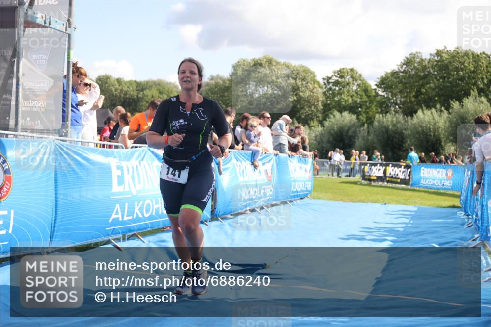 25.08.2024 - Elbe Triathlon Hamburg H.Heesch http://msf.ph/oto/6886240 25.08.2024 11:33:26 Ziel 141, 574, 729, 771, 783 meine-sportfotos.de