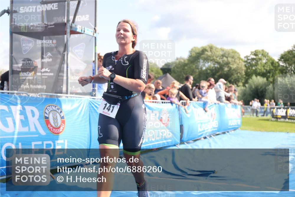 25.08.2024 - Elbe Triathlon Hamburg H.Heesch http://msf.ph/oto/6886260 25.08.2024 11:33:27 Ziel 141, 574, 771, 783 meine-sportfotos.de
