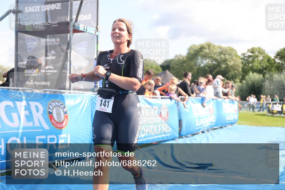 25.08.2024 - Elbe Triathlon Hamburg H.Heesch http://msf.ph/oto/6886262 25.08.2024 11:33:27 Ziel 141, 574, 771, 783 meine-sportfotos.de