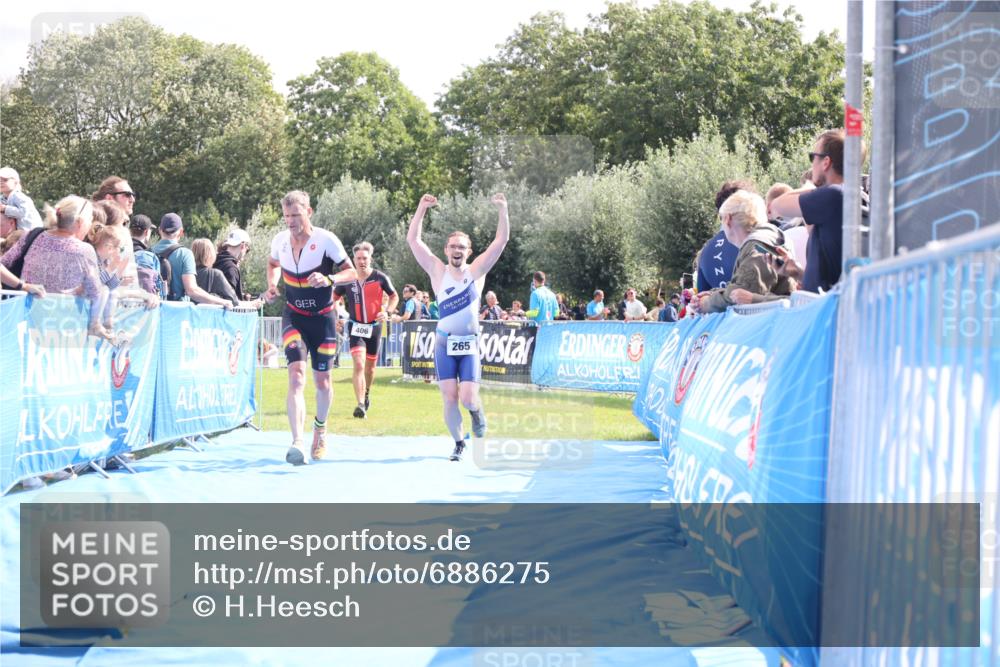 25.08.2024 - Elbe Triathlon Hamburg H.Heesch http://msf.ph/oto/6886275 25.08.2024 11:26:19 Ziel 265, 406, 451, 754 meine-sportfotos.de